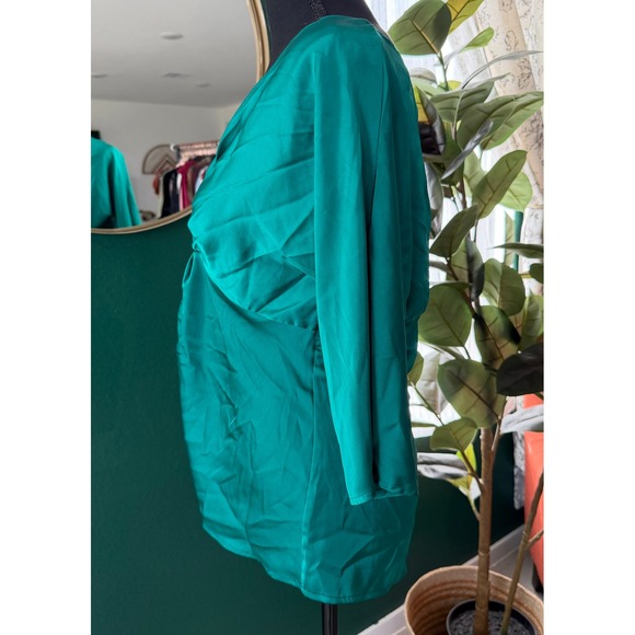 Ann Taylor Twist Front Blouse Womens 8 Green Elegant Work Career Sophisticated - Picture 2 of 13